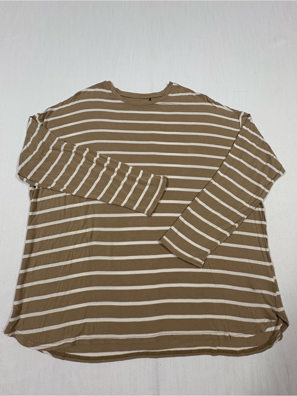GAP Women’s XL Long-Sleeve Striped Crewneck Shirt - Tan & White Rayon/Spandex